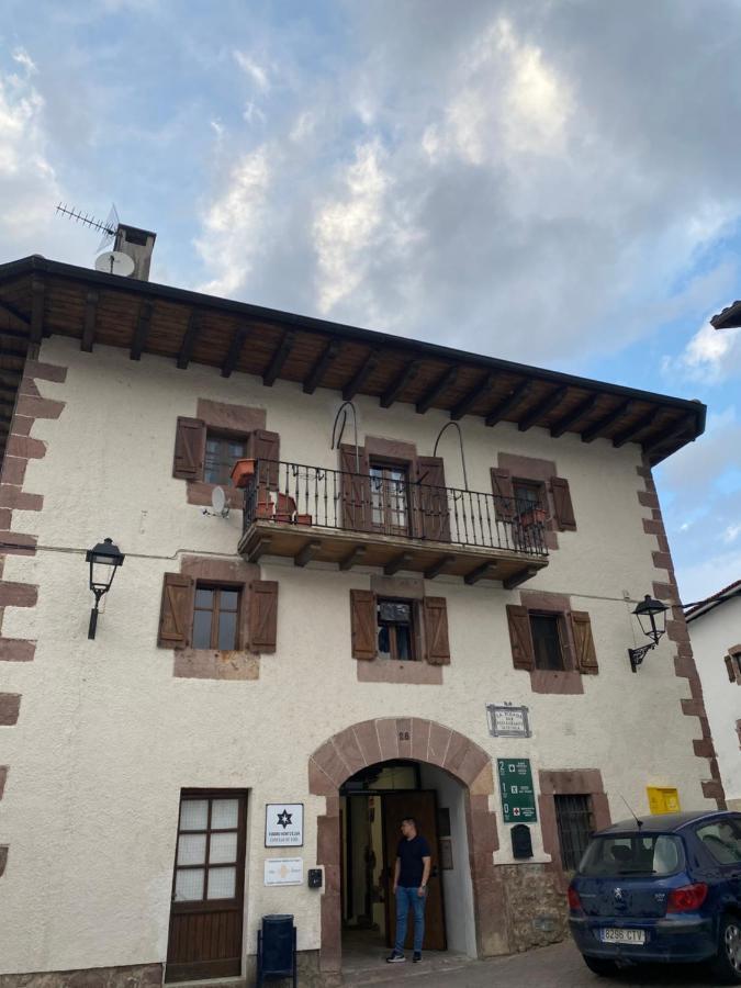 Albergue Turistico De Eugi Εξωτερικό φωτογραφία
